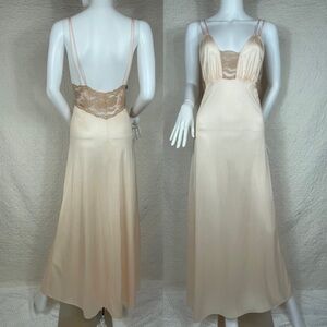 Vintage Tom Bezduda For Barad Pink Gold Backless Full Length Nightgown
